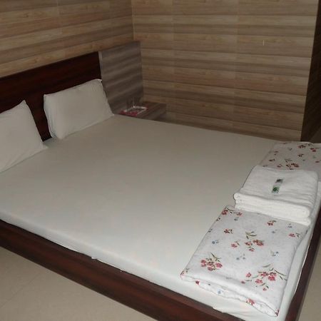 Hotel Madhusudan Dwarka  Exterior photo