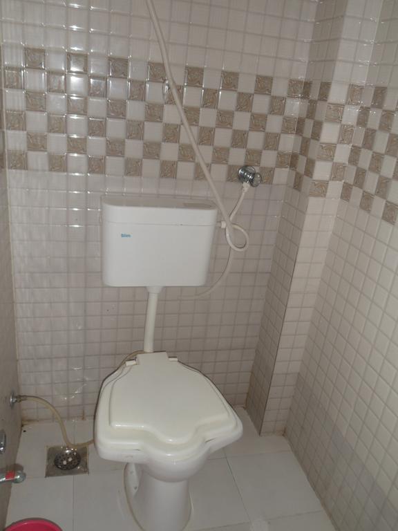 Hotel Madhusudan Dwarka  Room photo